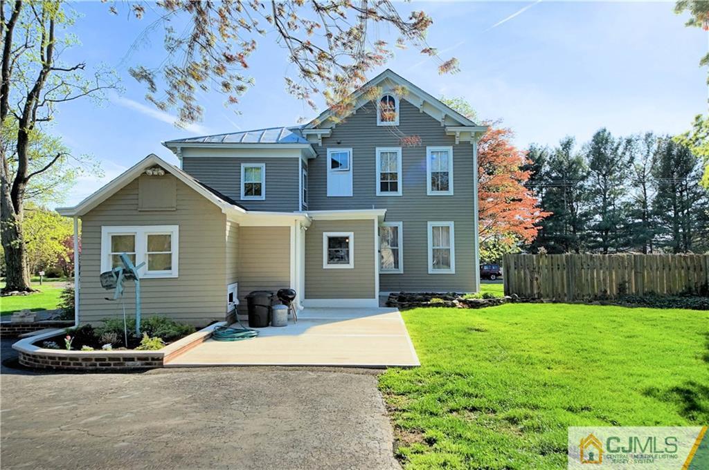 212 Georges Road Dayton, NJ 08810 - Photo 23 of 25 Gallery Image 23