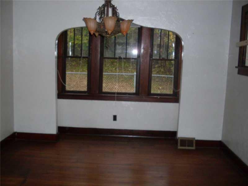 216 Rustic Avenue Pittsburgh, PA 15210 - Photo 5 of 11 Dining Room.
