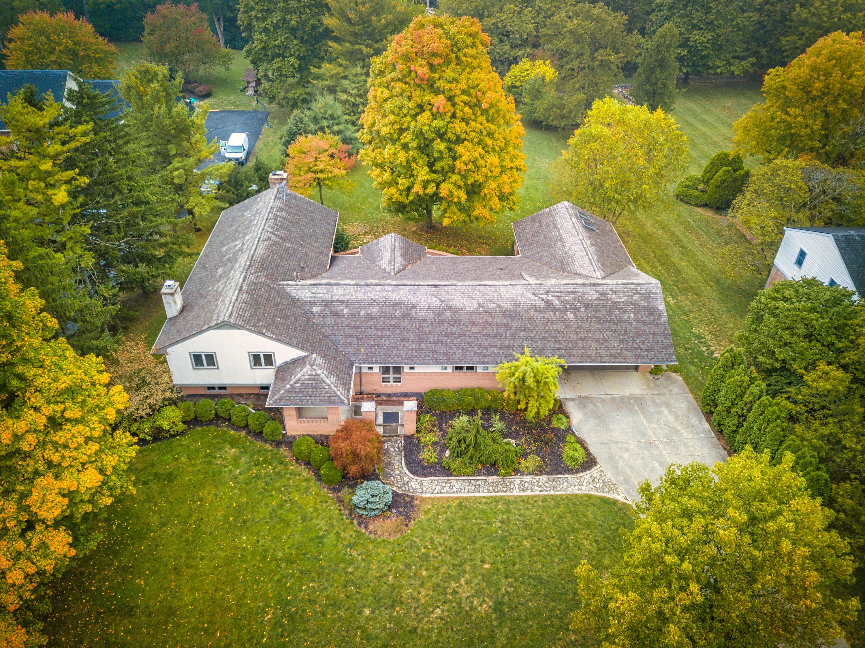 4375 Sawmill Road Columbus, OH 43220 - Photo 41 of 44