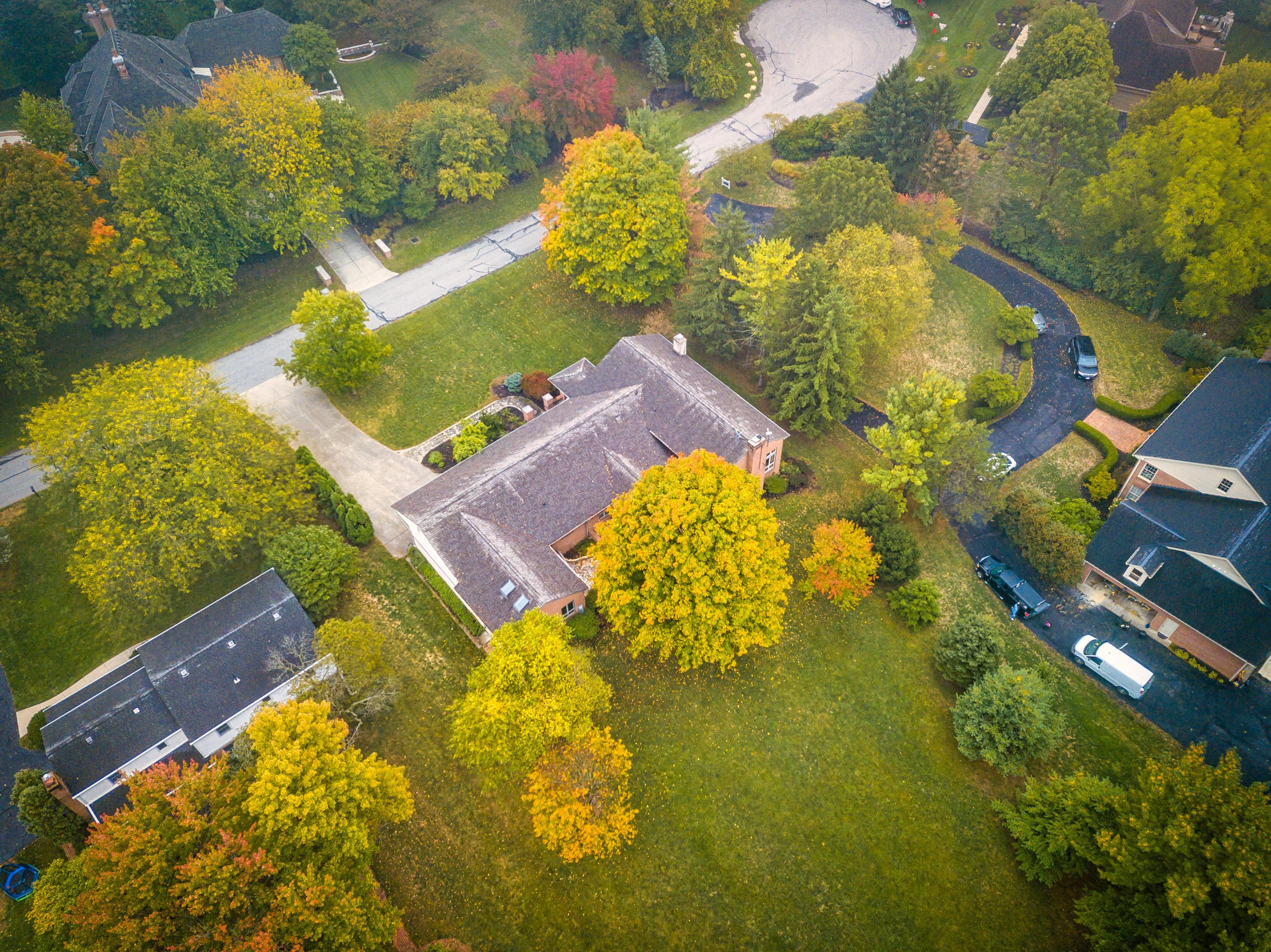 4375 Sawmill Road Columbus, OH 43220 - Photo 43 of 44