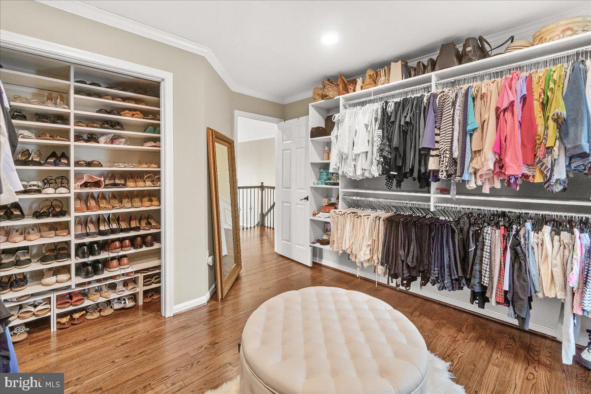 8029 Ridge Road Frederick, MD 21702 - Photo 41 of 91 a view of a living room and entry gate