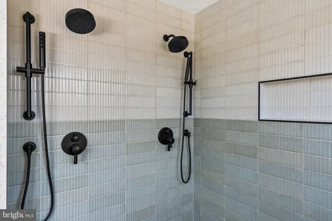 $1,190,000 | 749 North Capitol Street, Philadelphia, PA 19130