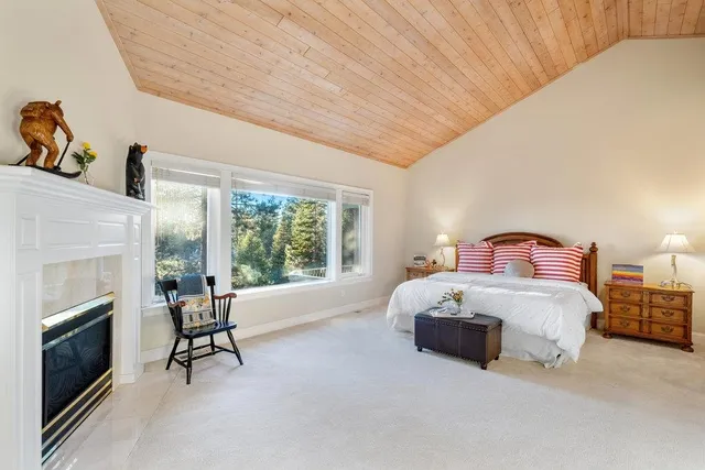 $1,959,000 | 1360 Canterbury Drive, Kings Beach, CA 96143