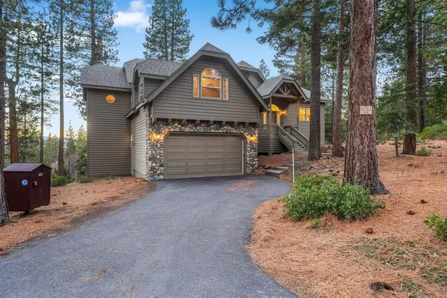 $1,959,000 | 1360 Canterbury Drive, Kings Beach, CA 96143