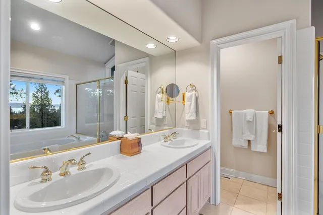 $1,959,000 | 1360 Canterbury Drive, Kings Beach, CA 96143