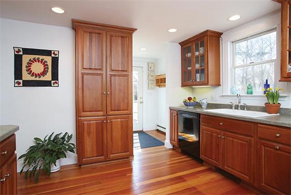 63 Cornell Street Newton, MA 02462 - Photo 4 of 9