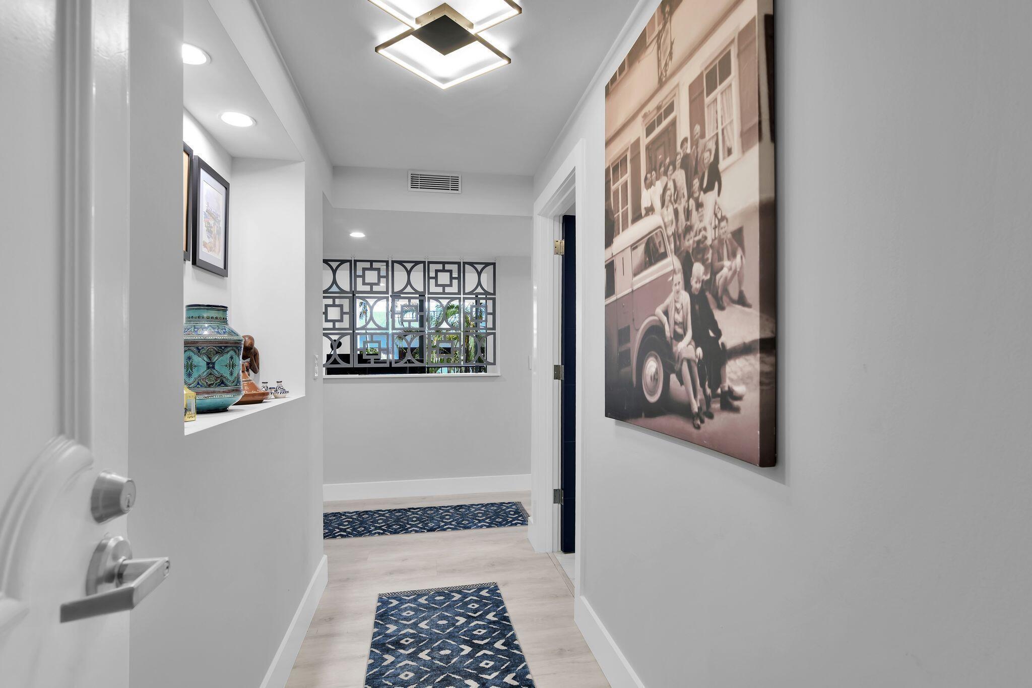 859 Jeffery Street, Unit 202 Boca Raton, FL 33487 - Photo 16 of 94 859 Jeffery St 202 pic 1