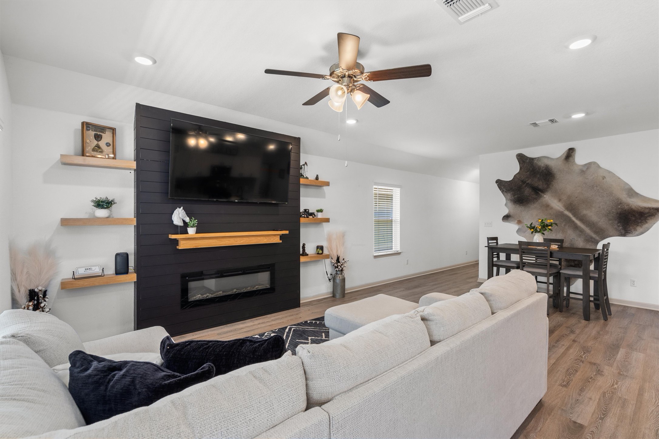 107 Aransas River Road Hutto, TX 78634 - Photo 5 of 23