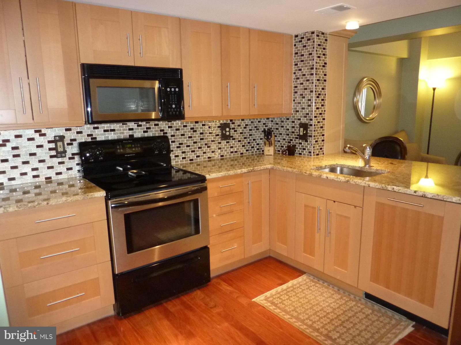 1225 13th Street Northwest, Unit 310 Washington, DC 20005 - Photo 2 of 25 Kitchen