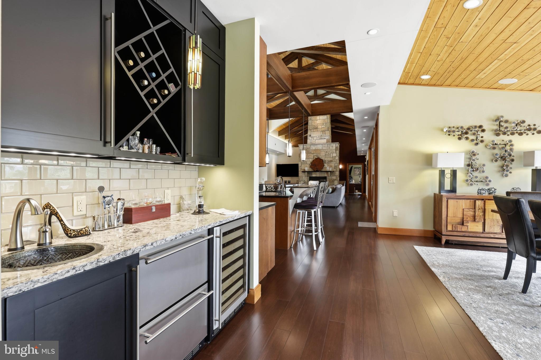 1885 Greenbriar Road York, PA 17404 - Photo 19 of 74 Wet bar