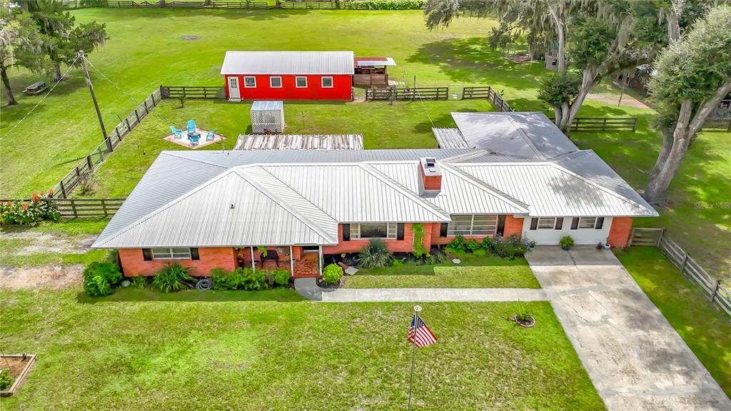 1644 West Socrum Loop Road Lakeland, FL 33810 - Photo 2 of 98 Gallery Image 2