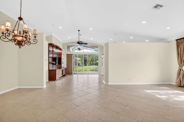 $550,000 | 8706 Bellido Circle, Boynton Beach, FL 33472