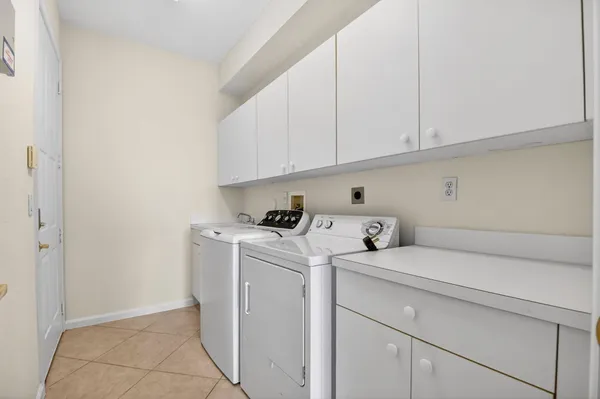 $550,000 | 8706 Bellido Circle, Boynton Beach, FL 33472