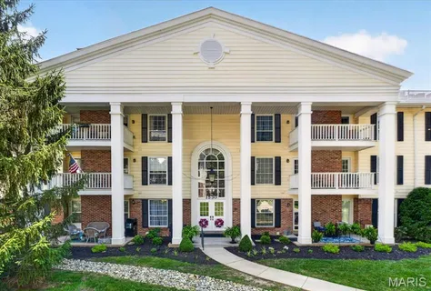 $234,900 | 1530 Bedford Forge Court, Unit 11, Chesterfield, MO 63017