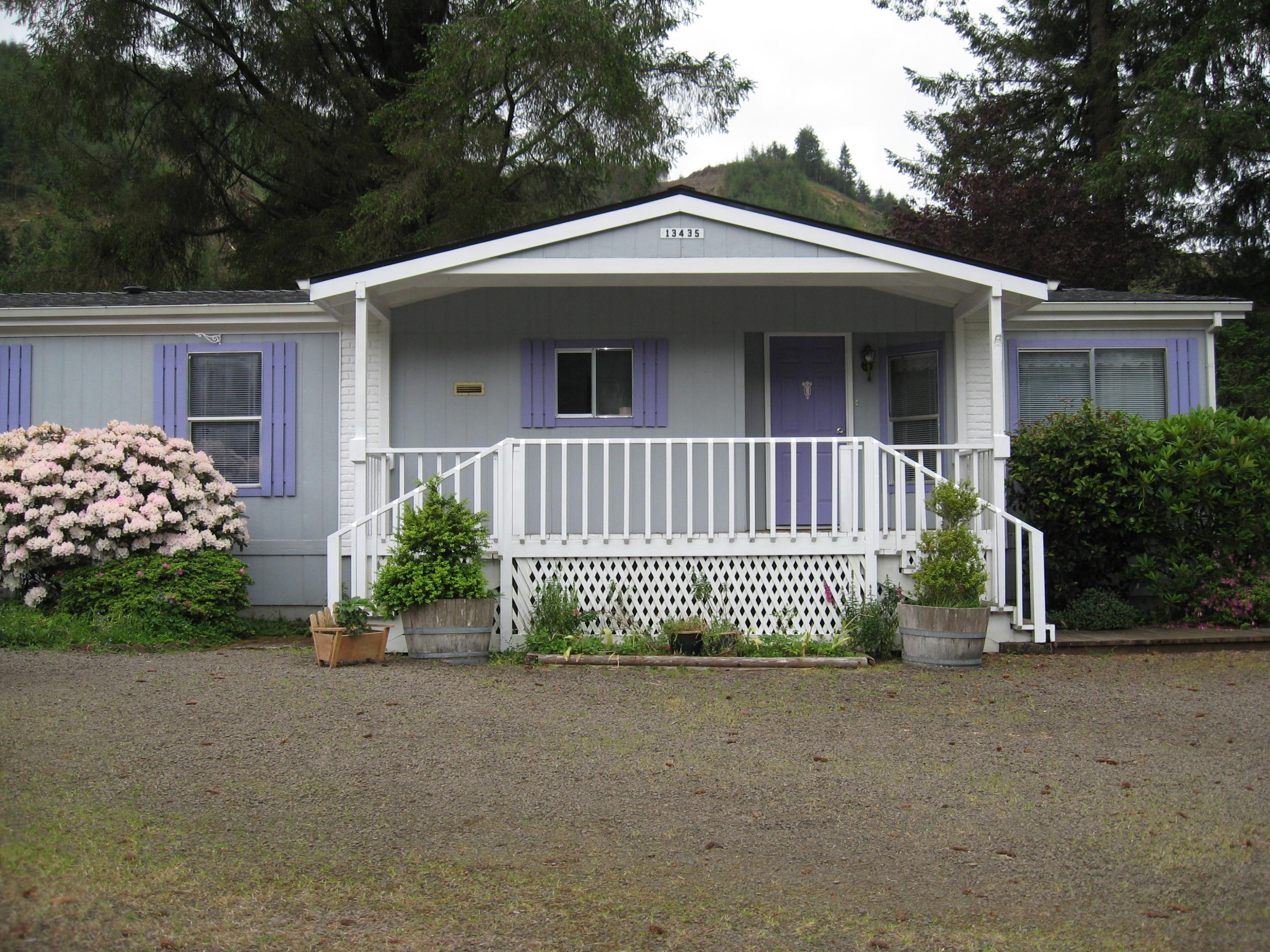 13435 Trask River Road Tillamook, OR 97141 - Photo 2 of 49 Front Porch