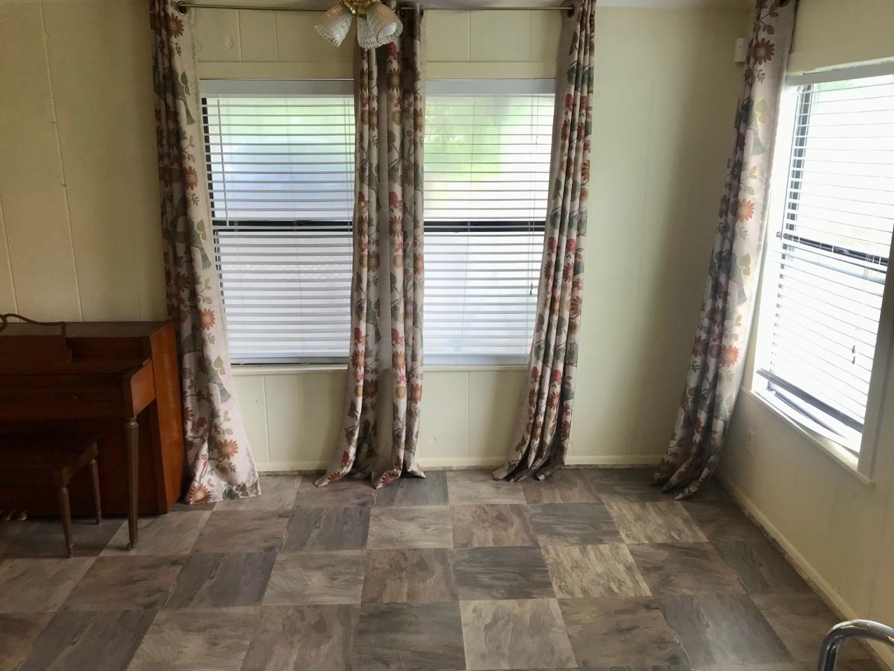 16075 Pine Grove Rd Extension South Bay Minette, AL 36507 - Photo 8 of 22 Breakfast Area