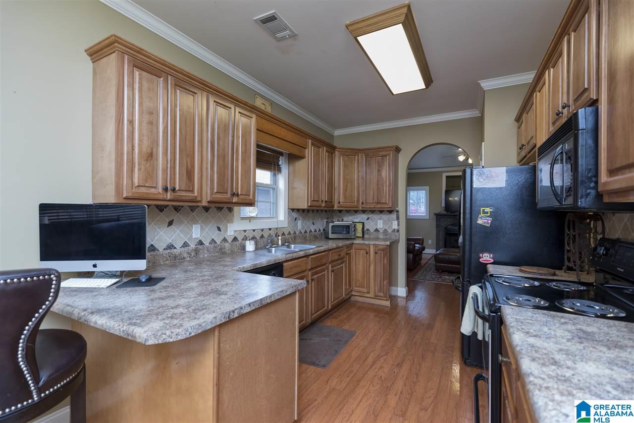1102 Weybridge Road Pelham, AL 35124 - Photo 18 of 27