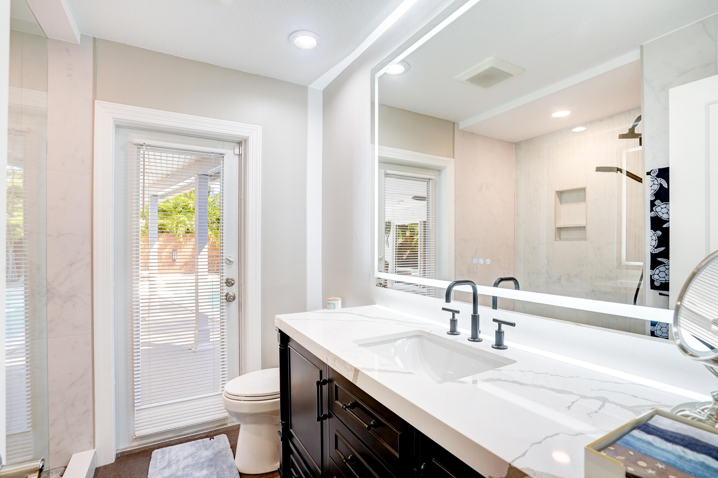 1201 Singer Drive Singer Island, FL 33404 - Photo 30 of 69 1201SingerDr-36