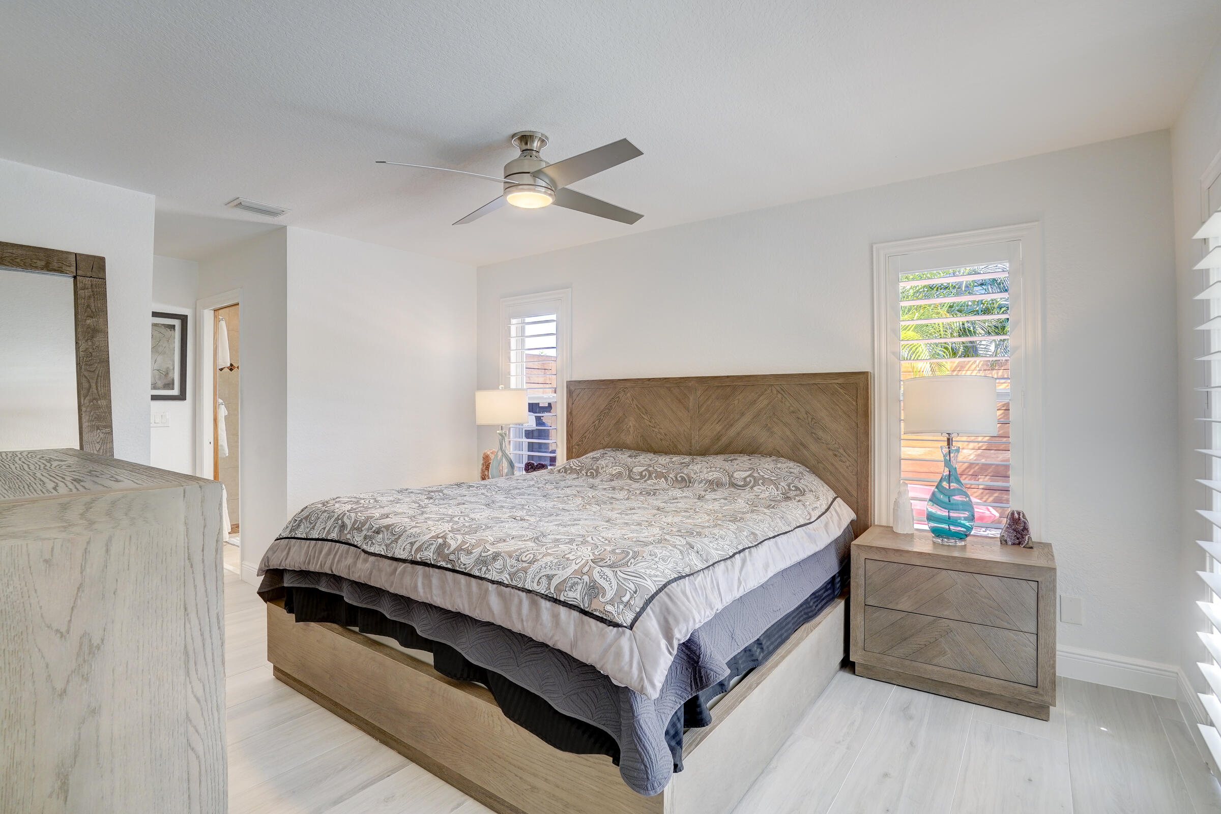 1201 Singer Drive Singer Island, FL 33404 - Photo 33 of 69 1201SingerDr-39