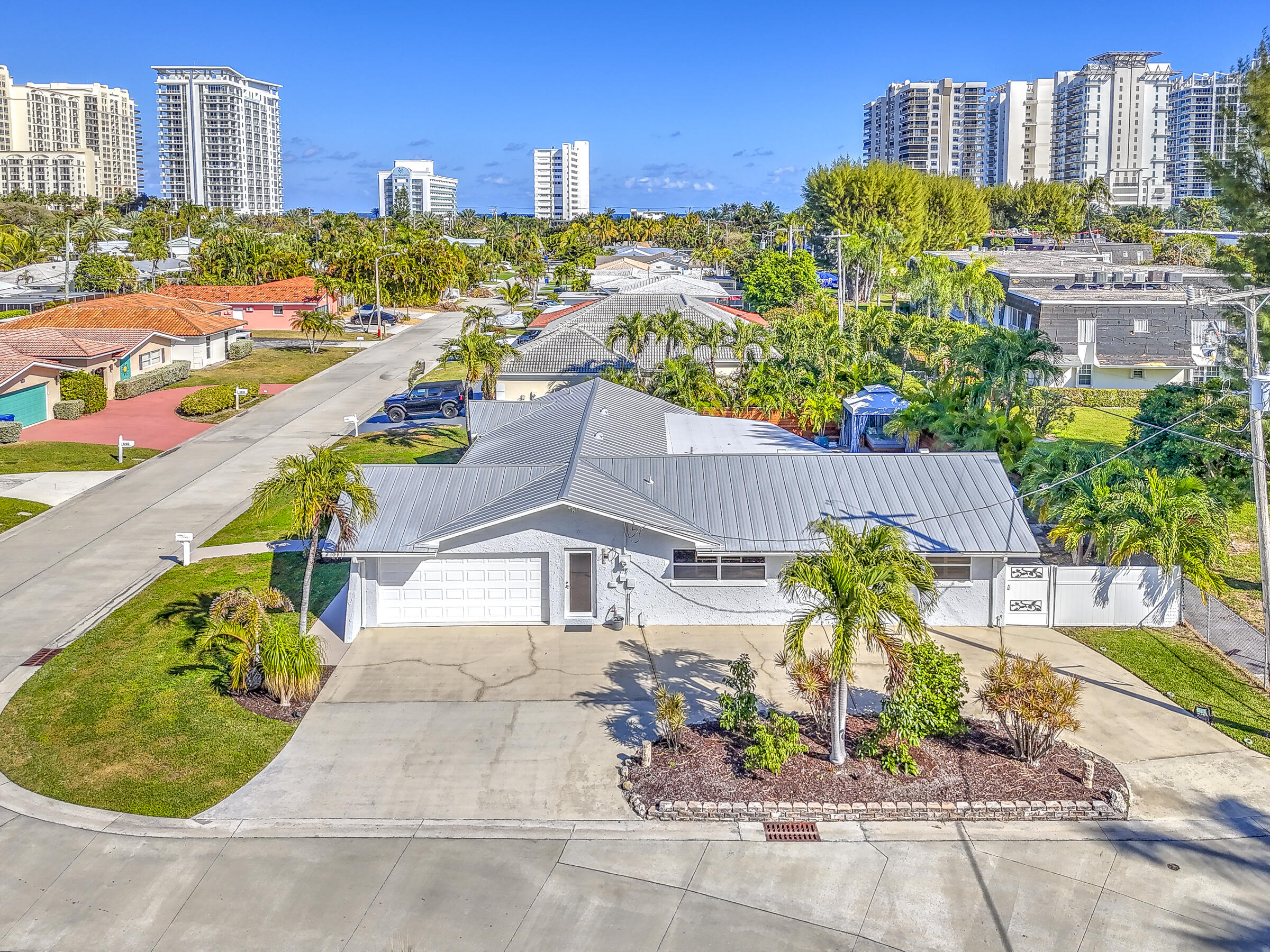 1201 Singer Drive Singer Island, FL 33404 - Photo 58 of 69 1201SingerDr-66