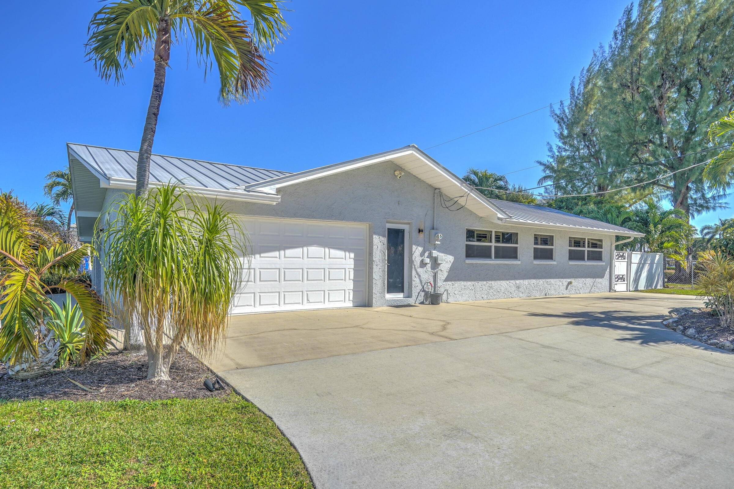 1201 Singer Drive Singer Island, FL 33404 - Photo 69 of 69 1201SingerDr-4
