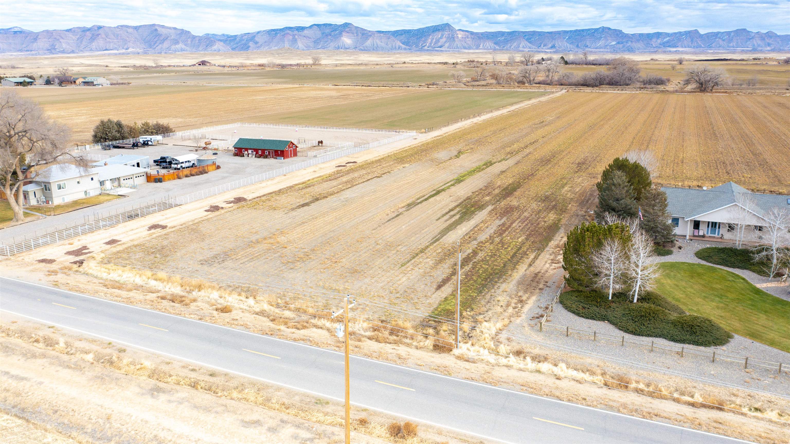 1456 19 Road Fruita, CO 81521 - Photo 5 of 10 a view of an ocean and beach