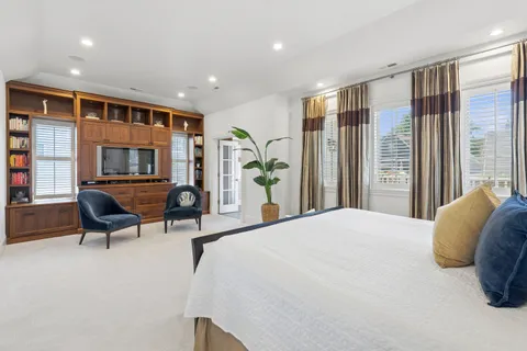 $1,825,000 | 3434 North Marshfield Avenue, Chicago, IL 60657