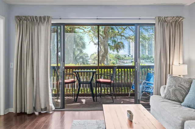 $299,900 | 410 Melrose Place, Unit 110, Myrtle Beach, SC 29572