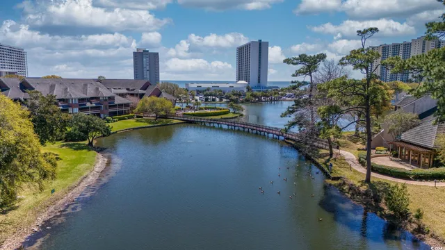 $299,900 | 410 Melrose Place, Unit 110, Myrtle Beach, SC 29572