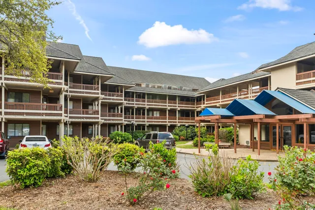 $299,900 | 410 Melrose Place, Unit 110, Myrtle Beach, SC 29572
