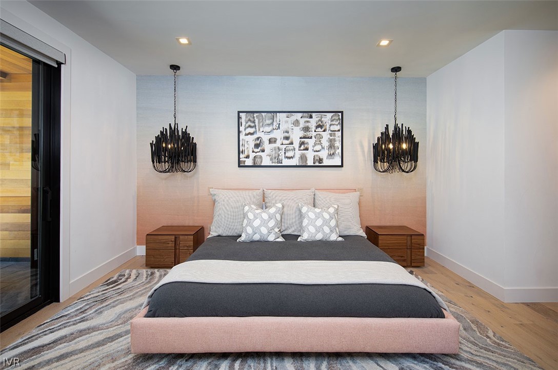 1069 Sawmill Road Incline Village, NV 89451 - Photo 13 of 16 Fully furnished first-floor ensuite bedroom with c