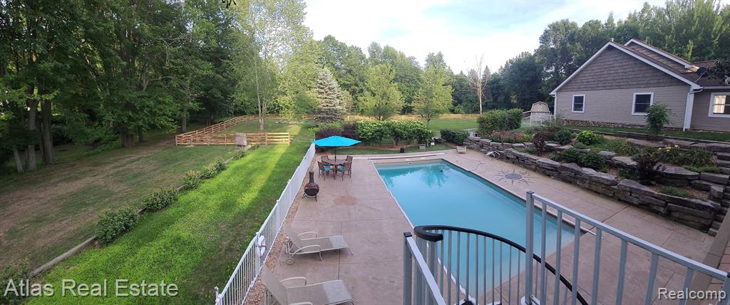 2716 Lake George Road Leonard, MI 48367 - Photo 15 of 98