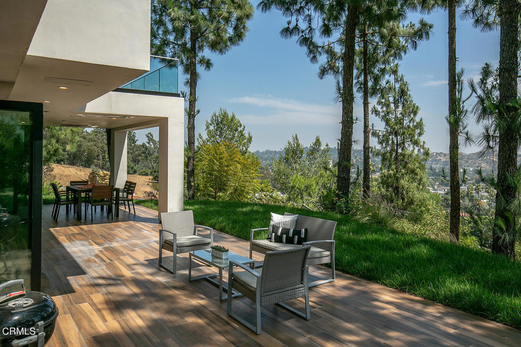 2149 Estes Road Los Angeles, CA 90041 - Photo 28 of 37 2149 Estes Yard
