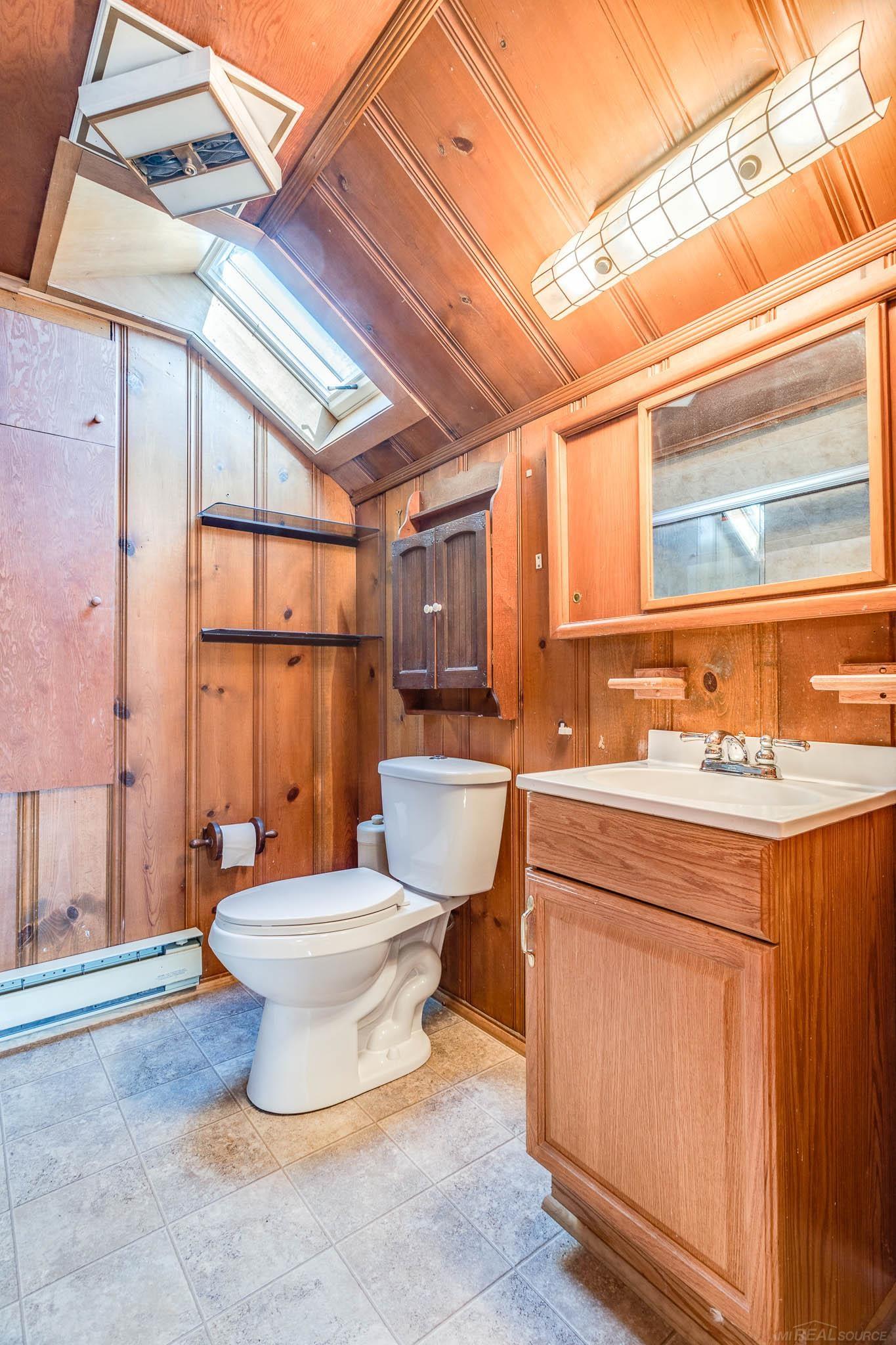 1101 South Lakeshore Road Carsonville, MI 48419 - Photo 76 of 90 Bedroom Two - Full Bath