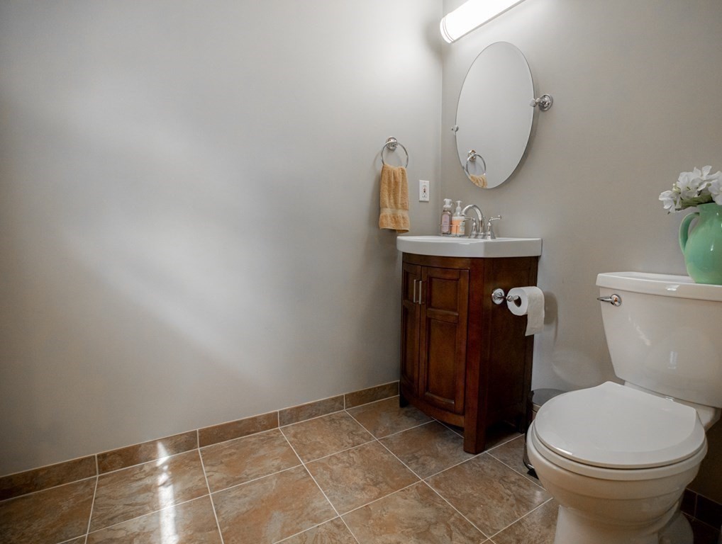 106 Concord Road Billerica, MA 01821 - Photo 6 of 29