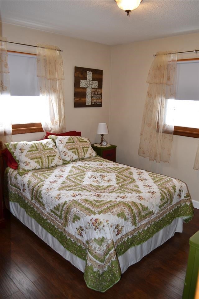 1087 Eisenhower Road Hiawatha, IA 52233 - Photo 5 of 20 Gallery Image 5