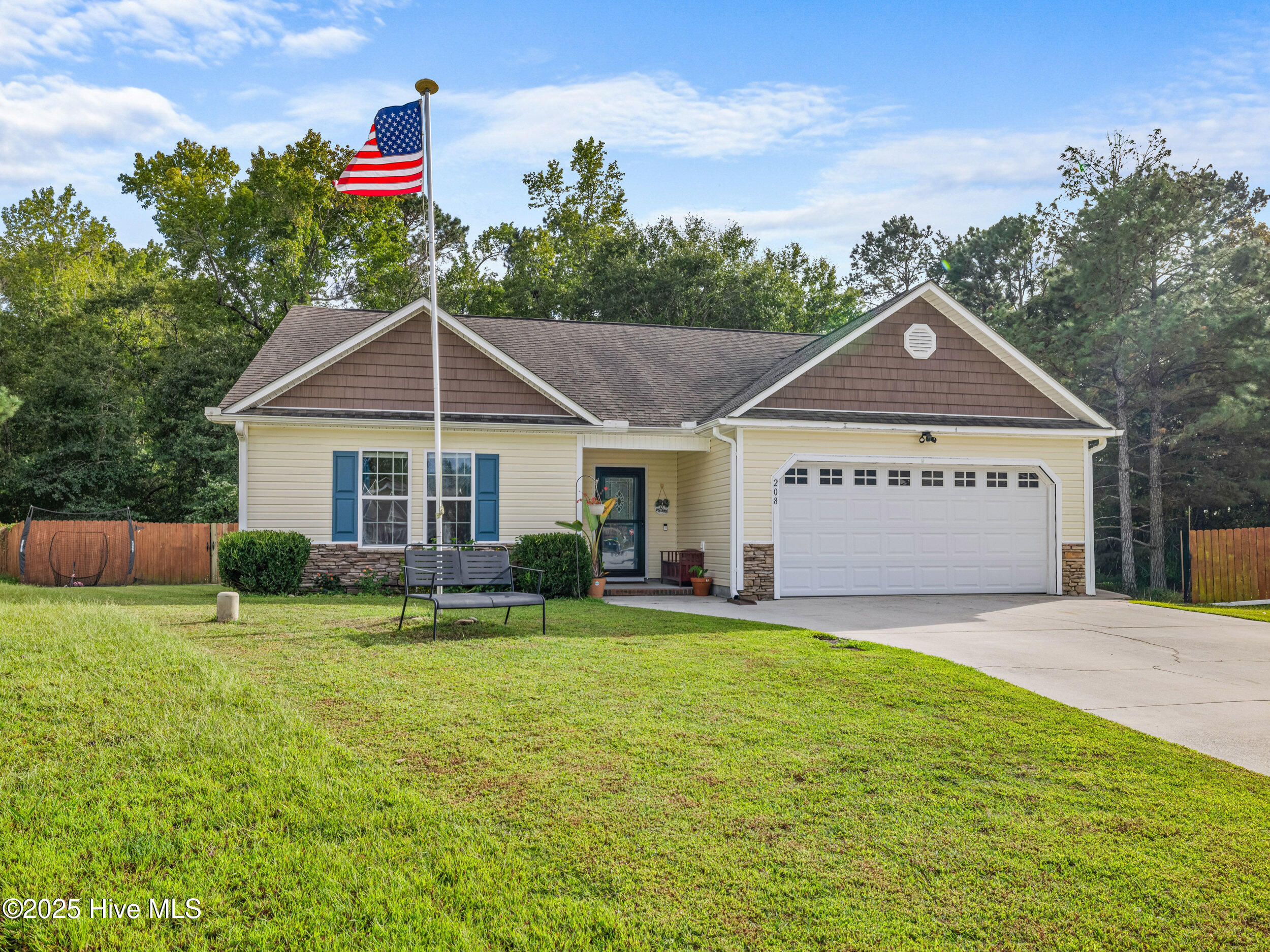 208 Demetrius Court Hubert, NC 28539 - Photo 2 of 55 025a6915