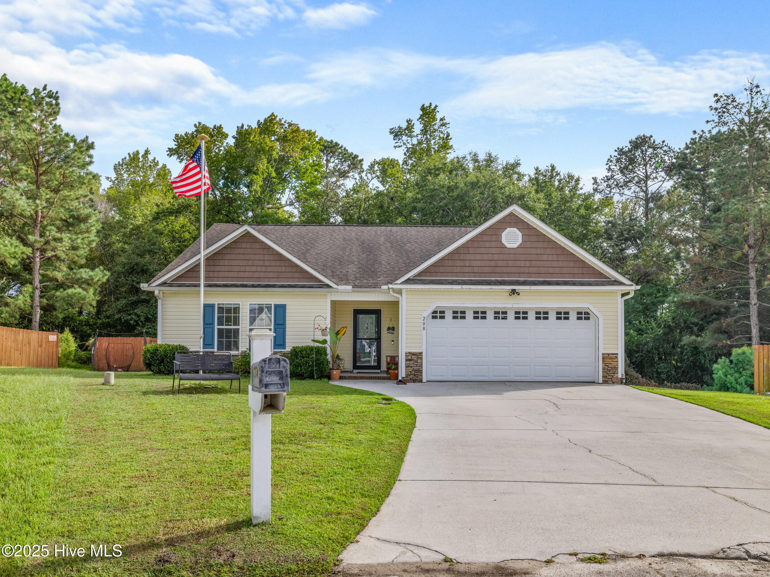 208 Demetrius Court Hubert, NC 28539 - Photo 4 of 55 025a6921