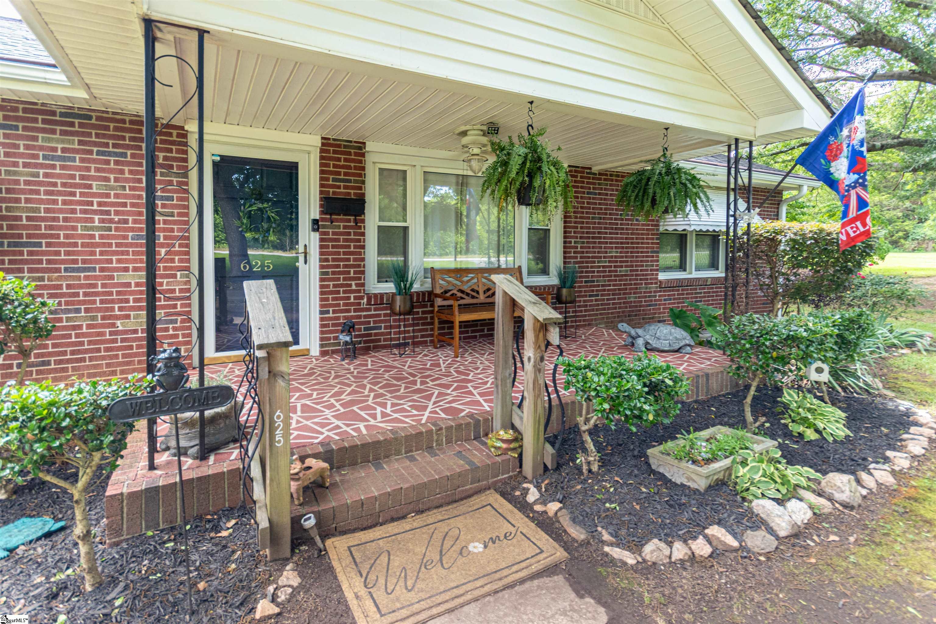 625 Nazareth Church Road Moore, SC 29369 - Photo 1 of 20 Gallery Image 1