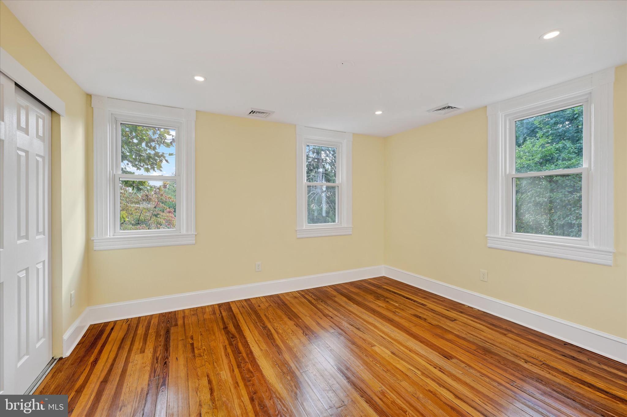 4706 Catalpha Road Baltimore, MD 21214 - Photo 21 of 30