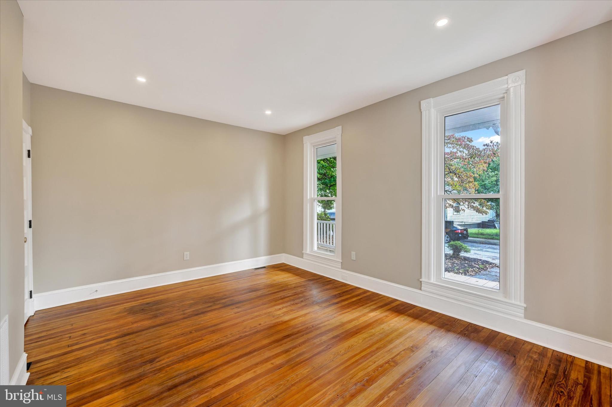 4706 Catalpha Road Baltimore, MD 21214 - Photo 6 of 30