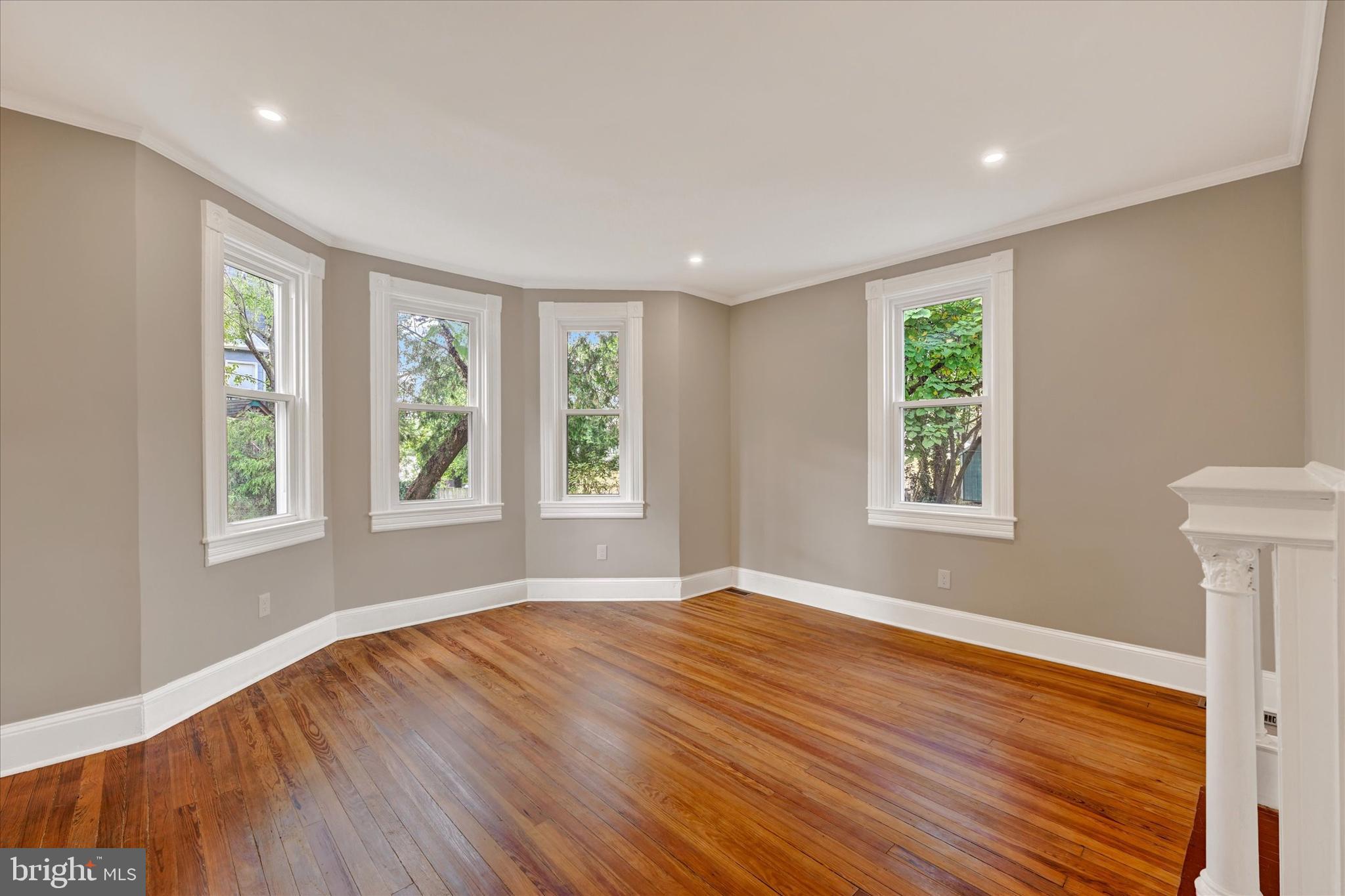 4706 Catalpha Road Baltimore, MD 21214 - Photo 9 of 30