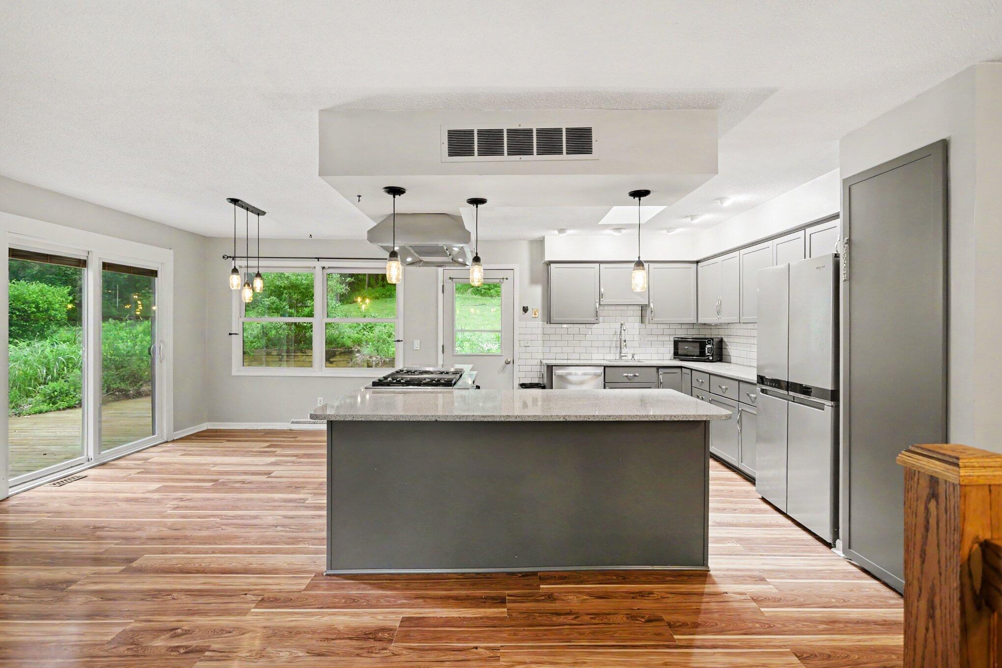 6686 North Sprinkle Road Kalamazoo, MI 49004 - Photo 8 of 33 file_5545