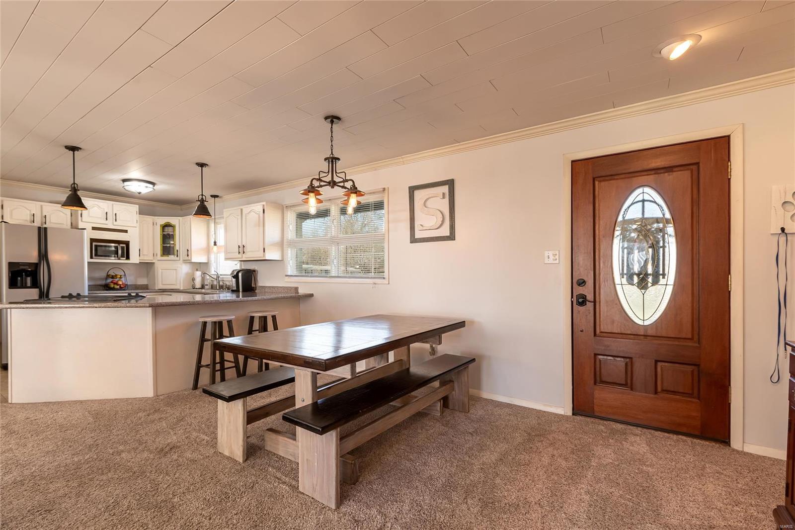203 Prairie Road Carterville, IL 62918 - Photo 8 of 35 Gallery Image 8