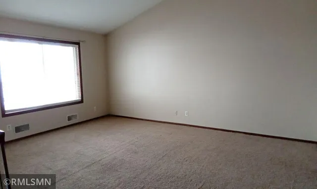 $1,950 | 2323 West Territorial Road, St. Paul, MN 55114