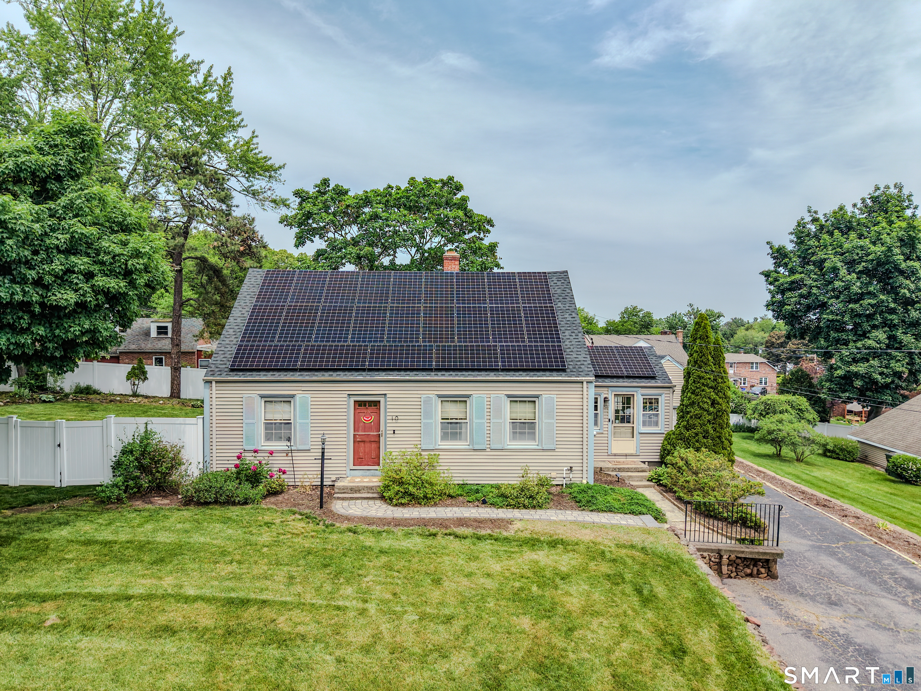 10 Manning Road Windsor Locks, CT 06096 - Photo 1 of 40