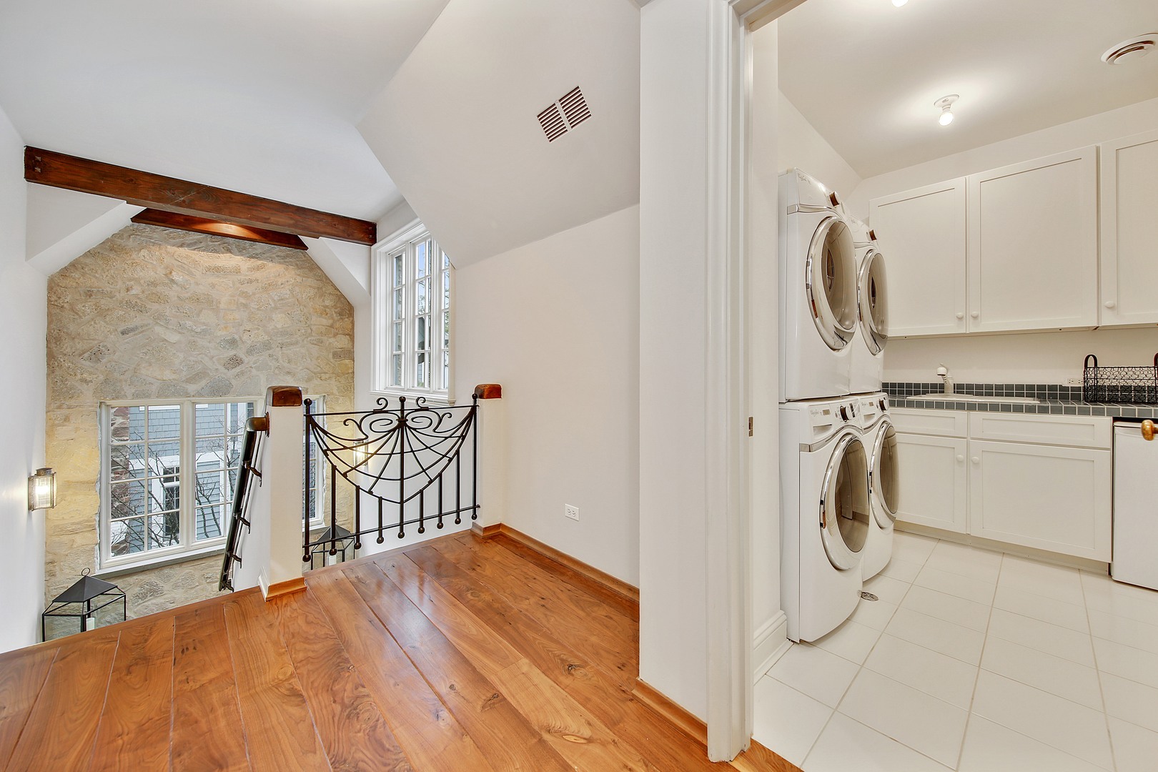 210 North Bruner Street Hinsdale, IL 60521 - Photo 15 of 40