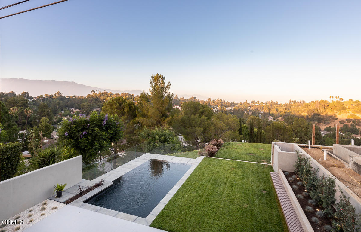 1746 Hanscom Drive South Pasadena, CA 91030 - Photo 40 of 58 a view of a terrace