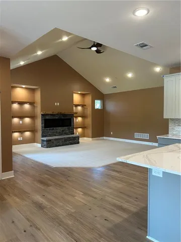 $439,000 | 920 North 14th Street, Leavenworth, KS 66048