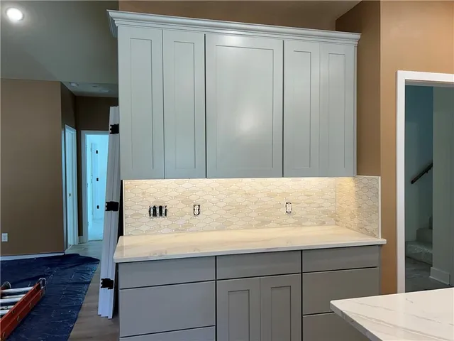 $439,000 | 920 North 14th Street, Leavenworth, KS 66048